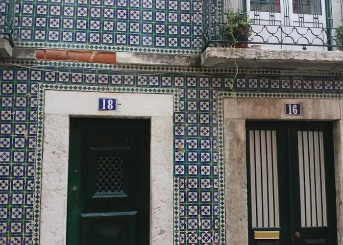Mansarda No Coracao Do Bairro Alto * Lissabon